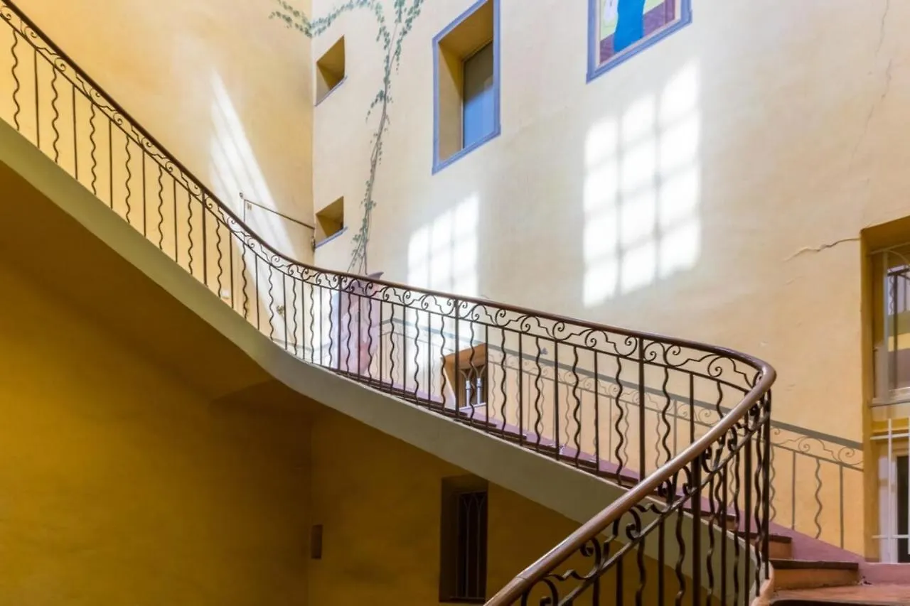 Anis Furnished Flat Appartement Aix-en-Provence 0*,